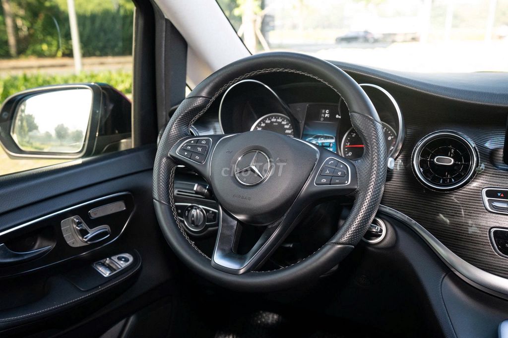 Mercedes-Benz V250 Luxury 2021 - Hỗ Trợ Vay. Mua bán Ô tô tại Quận 1 Tp Hồ Chí Minh được đăng bởi FatCar Auto hình 7