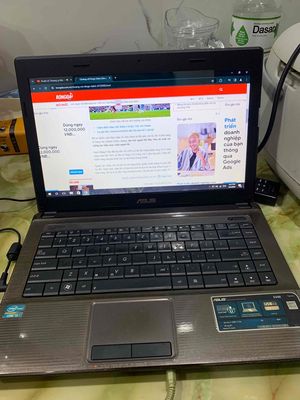 Laptop Asus i3 . ổ cứng SSD 120gb