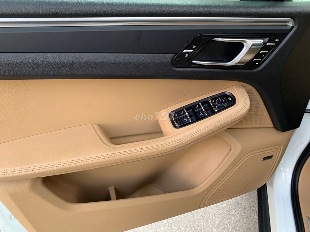 Porsche Macan 2016 Turbo - 60000 km. Mua bán Ô tô tại Quận Long Biên Hà Nội được đăng bởi AUTO TÂN HƯNG THỊNH hình 15