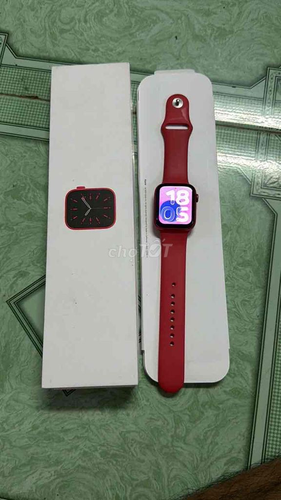 Apple Watch Series 6 Đỏ 44mm. Mua bán Thiết bị đeo thông minh tại Thành phố Mỹ Tho Tiền Giang được đăng bởi Nguyễn Huy Vĩnh  hình 1