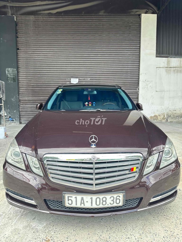 Mercedes Benz E300 2010 Elegance 1 chủ từ đầu. Mua bán Ô tô tại Quận 11 Tp Hồ Chí Minh được đăng bởi Lâm Bình hình 1