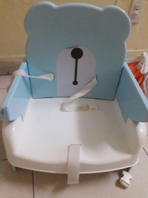 Ghế ngồi ăn cho em bé chân thấp ConCung. Mua bán Mẹ và bé tại Quận 12 Tp Hồ Chí Minh được đăng bởi mtanh