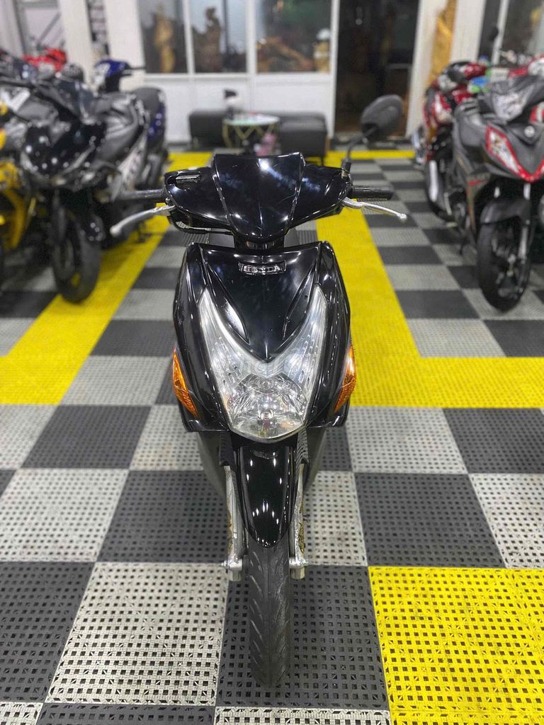 Click chính chủ, máy êm thì thầm bao vọt biển SG. Mua bán Xe máy tại Quận 8 Tp Hồ Chí Minh được đăng bởi Quân  hình 1