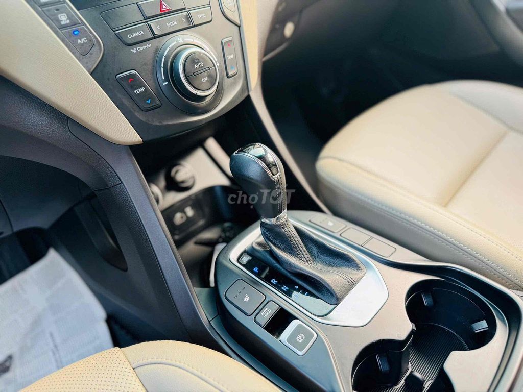 Hyundai SantaFe Premium 2.2D 4x4 sản xuất 2018. Mua bán Ô tô tại Quận Hà Đông Hà Nội được đăng bởi A Huan  hình 13