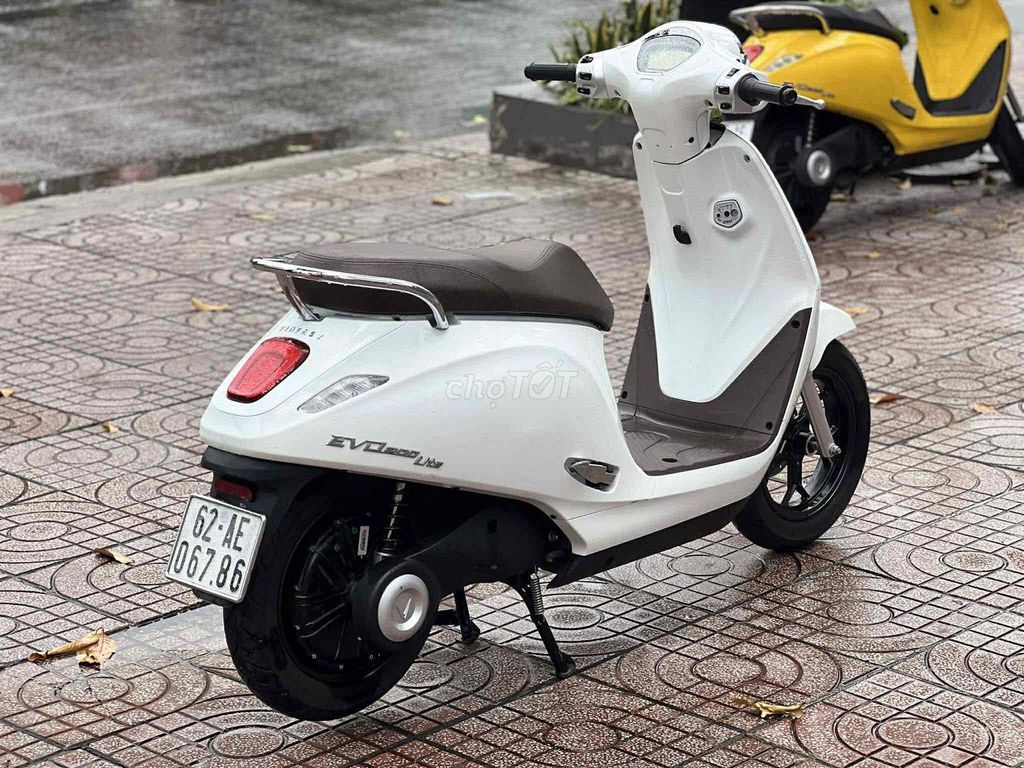 ✅Pink Quận 12✅Evo 200 Lite Xe Máy Điện-Nậu Xớ 5 củ. Mua bán Xe máy tại Quận 12 Tp Hồ Chí Minh được đăng bởi  Xe Điện Pink Quận 12 hình 6