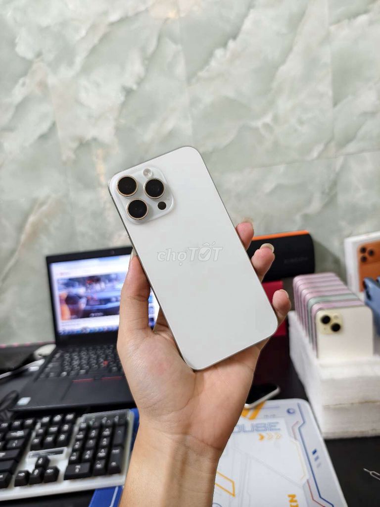 Apple iPhone 15 Pro Max Trắng Titan Máy zin. Mua bán Điện thoại tại Huyện Đông Anh Hà Nội được đăng bởi Đại Húp hình 1