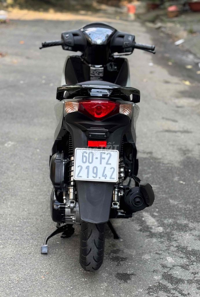 Honda SH 150i 2016 Xanh đen. Mua bán Xe máy tại Quận Gò Vấp Tp Hồ Chí Minh được đăng bởi CHXM 86 chuyên bán xe trả góp hình 3