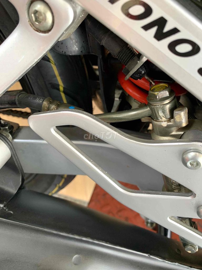 Satria 2006 seri85 chính chủ giấy HảiQuan sang tên. Mua bán Xe máy tại Quận Phú Nhuận Tp Hồ Chí Minh được đăng bởi Cungsport hình 15