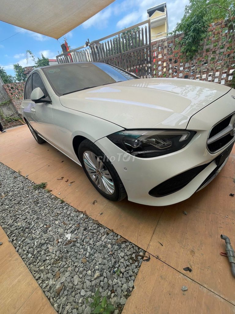 Mercedes C Class 2022 C200 Avantgarde - 18000 km. Mua bán Ô tô tại Quận Hai Bà Trưng Hà Nội được đăng bởi Đức Huyy hình 2