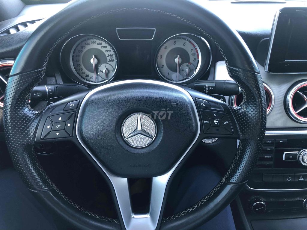 Mercedes Benz CLA Class 2014 CLA 200 - 96000 km. Mua bán Ô tô tại Thành phố Nha Trang Khánh Hòa được đăng bởi Ô TÔ KHÁNH HOÀ hình 7