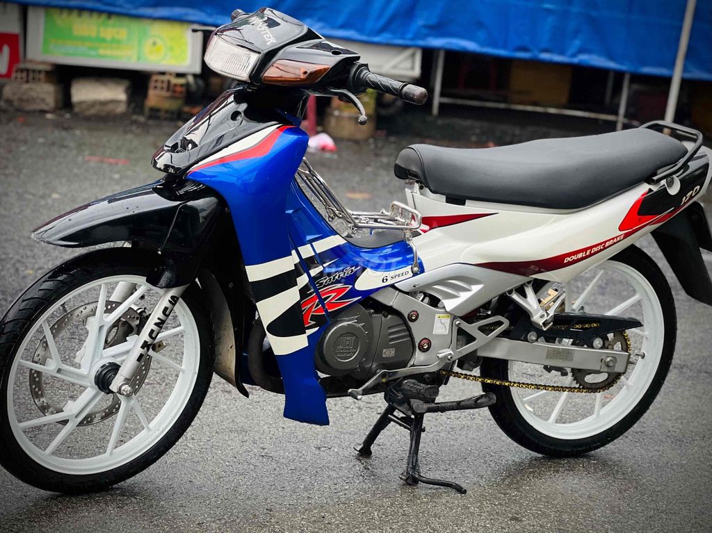 suzuki satria 2000 đi tết