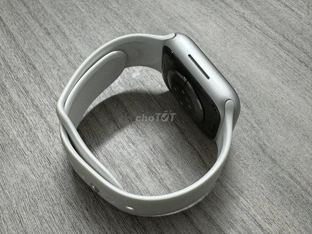 Apple Watch SR8 41 starlight, 99%