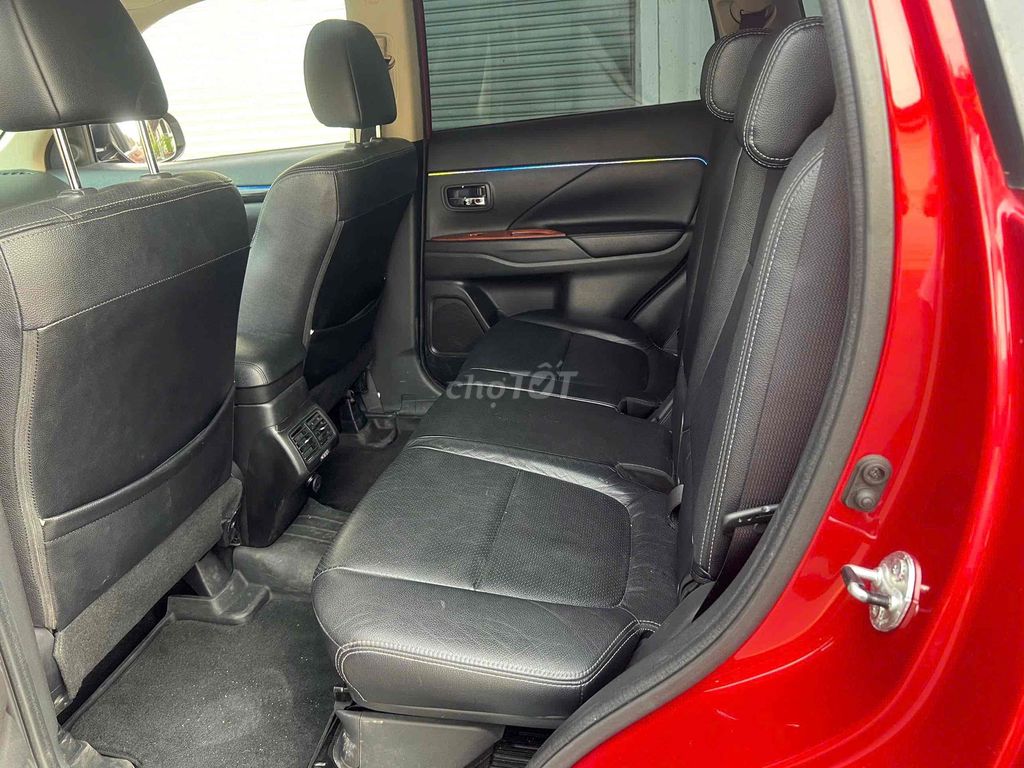 Mitsubishi Outlander 2019 2.0 CVT Premium siêu mới. Mua bán Ô tô tại Quận Bình Tân Tp Hồ Chí Minh được đăng bởi A Đại hình 8