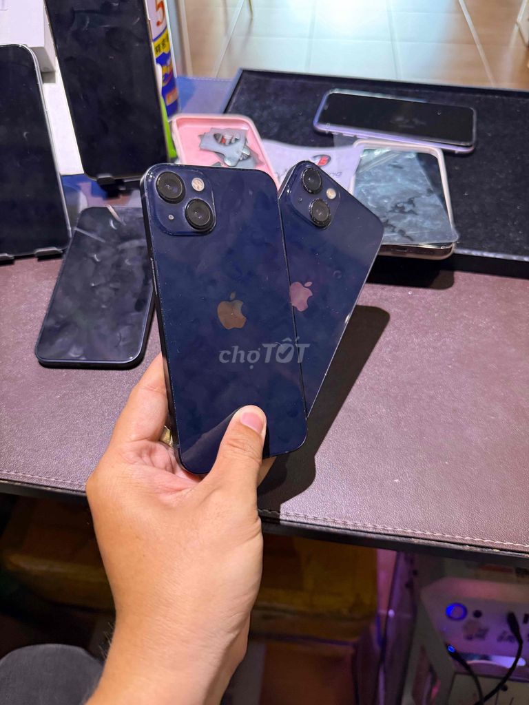 Apple iPhone 13 Xanh đậm pin 100% có tra gop. Mua bán Điện thoại tại Thành phố Thủ Đức Tp Hồ Chí Minh được đăng bởi Minh Sang Store Góp Bao Nợ Xấu hình 1