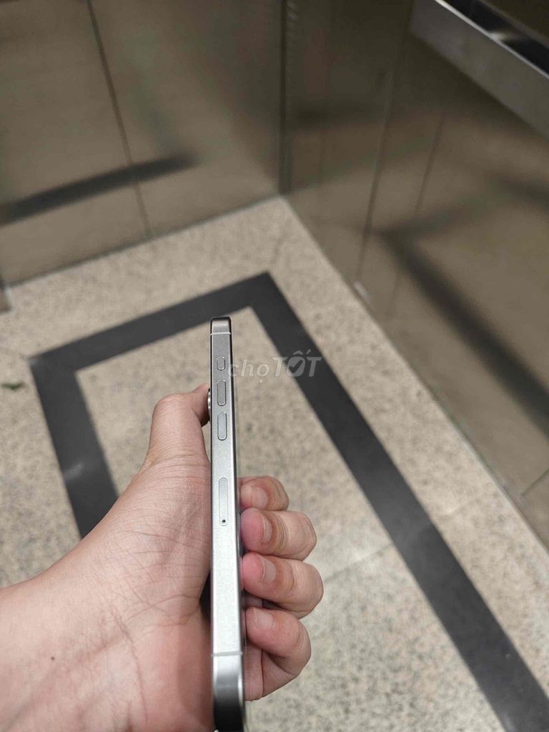 Apple iPhone 15 Pro 256GB Trắng. Mua bán Điện thoại tại Quận Cầu Giấy Hà Nội được đăng bởi Duong Tung hình 1