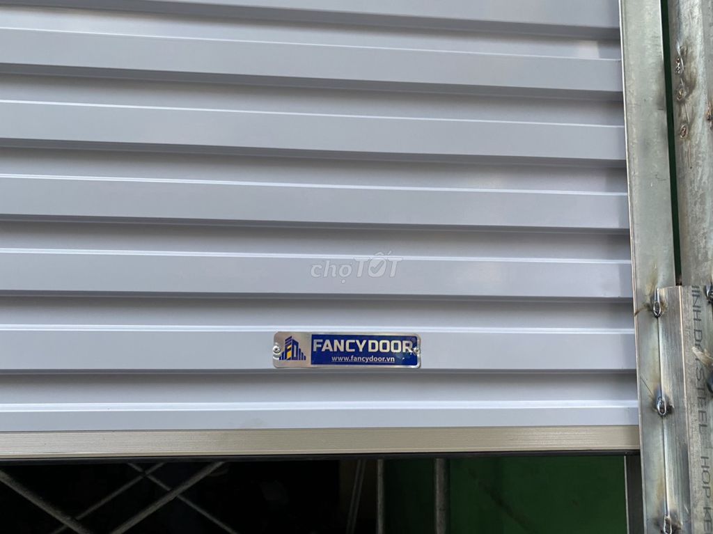 Dịch vụ lắp đặt cửa cuốn FANCYDOOR. Dịch vụ tại Quận Hoàng Mai Hà Nội được đăng bởi Tô văn quý hình 1