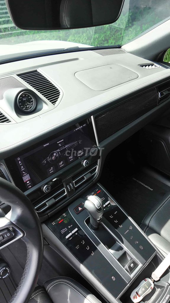 Porsche Macan 2022 Crayon siêu lướt odo chỉ 5 ngàn. Mua bán Ô tô tại Thành phố Thủ Đức Tp Hồ Chí Minh được đăng bởi Trọng Nghiêm hình 18