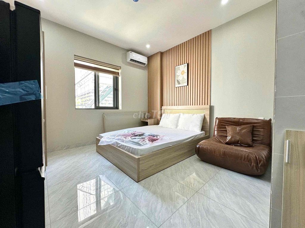 Khai trương studio mới cửa sổ to thang máy gần cầu Ba Son, khu Sala