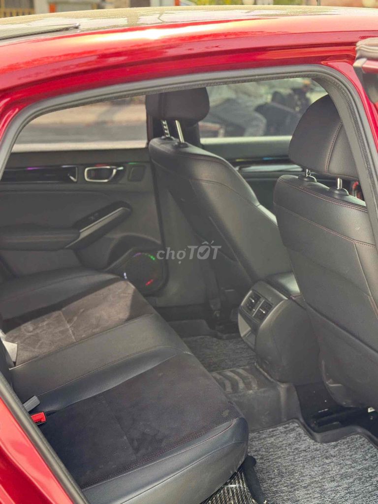 Honda Civic 2023 RS 1.5 AT - 17000 km. Mua bán Ô tô tại Thành phố Thủ Dầu Một Bình Dương được đăng bởi Quốc Nam  hình 9