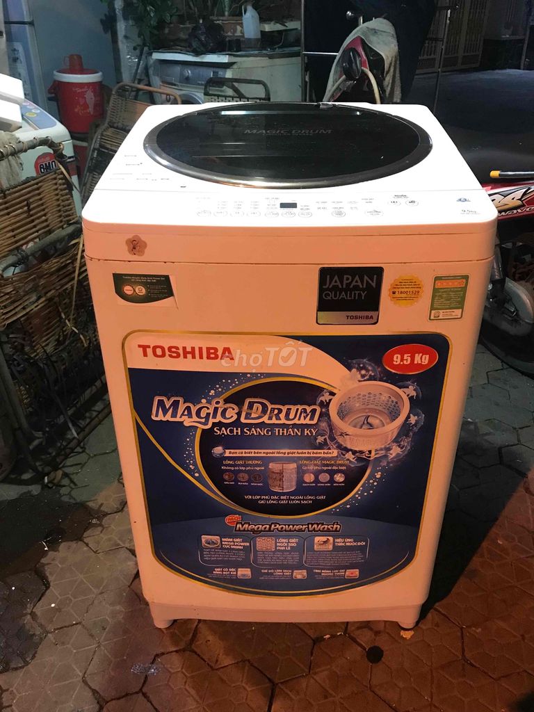 máy giặt toshiba 9.5kg đời mới