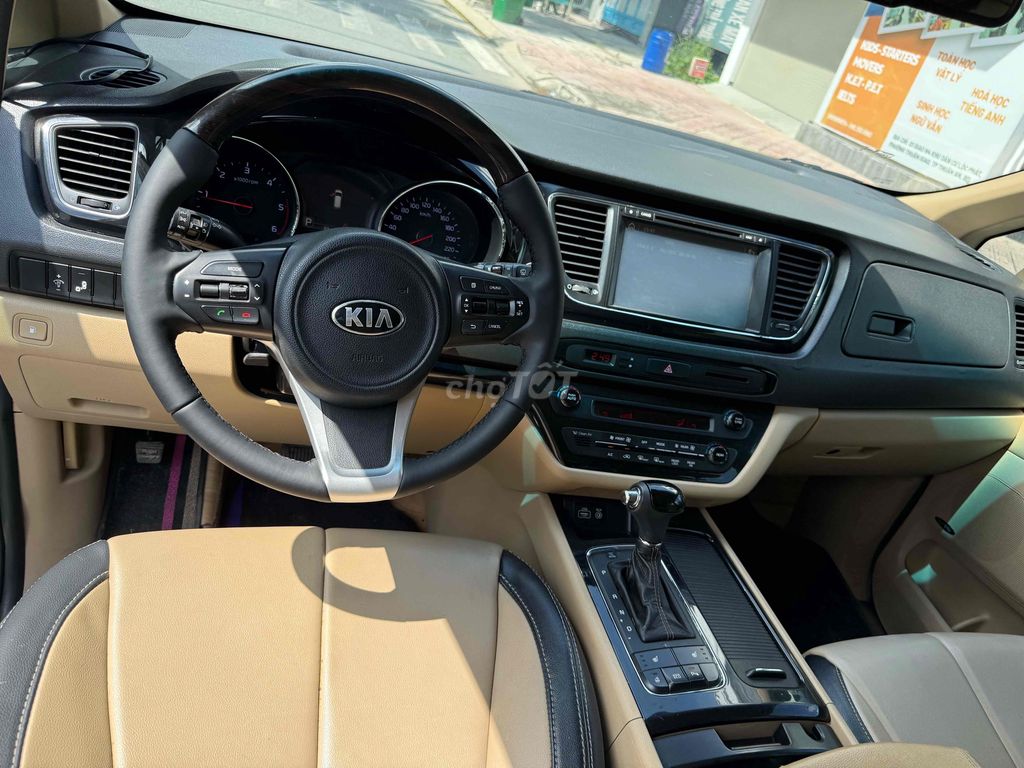 Kia sedona 2017 full dầu gd dùng xe zin đẹp rẻ. Mua bán Ô tô tại Thành phố Thuận An Bình Dương được đăng bởi Kim Nam Auto Tom  hình 10