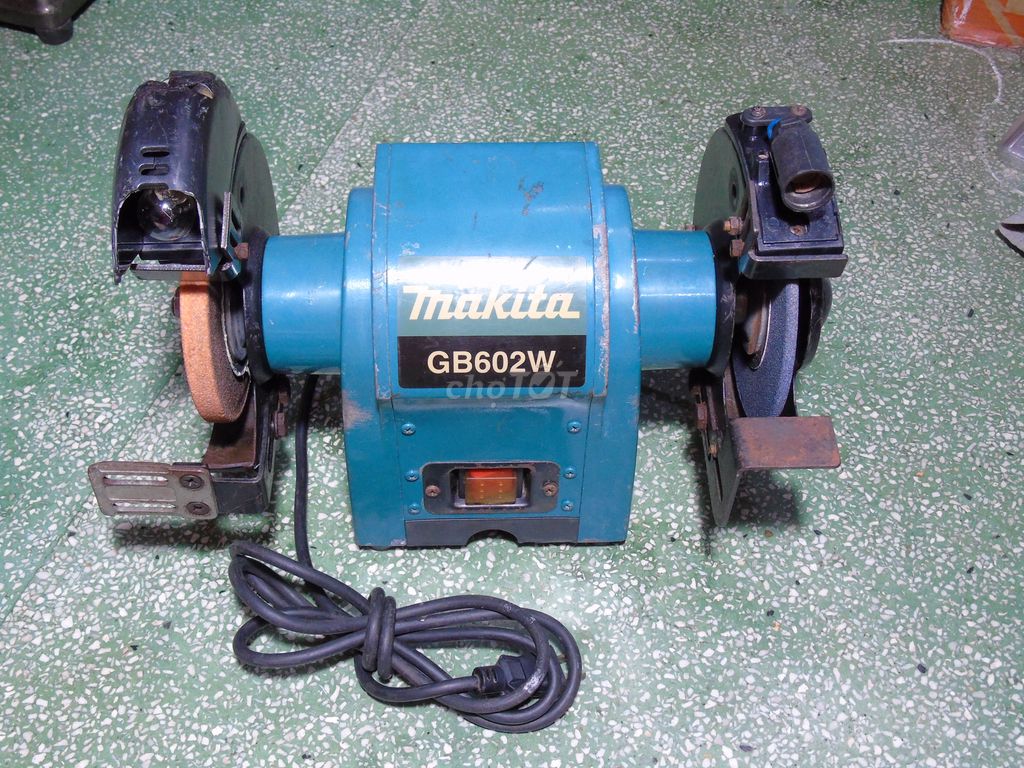 Máy mài 2 đá Makita GB602 Nhật 100V