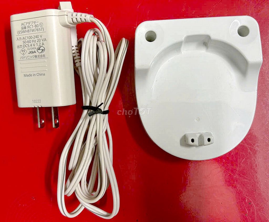 Dock sạc kèm adaptor Panasonic tăm nước