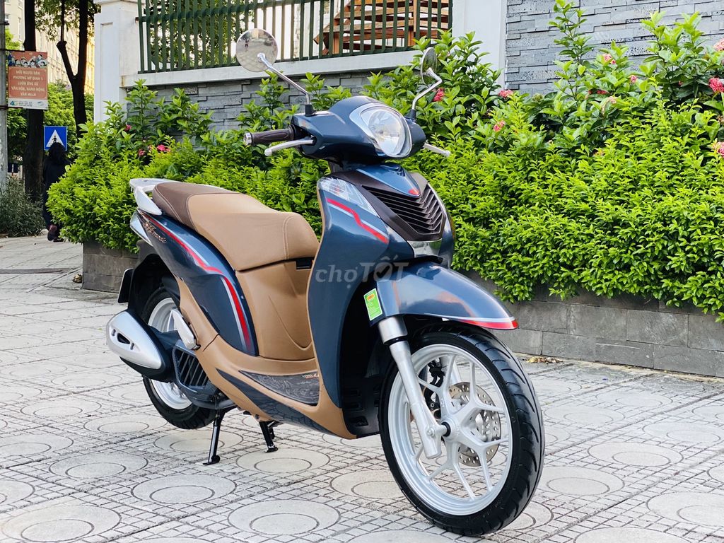 HONDA SH MODE 125 ABS MÀU XÁM KHÓA THÔNG MINH2024. Mua bán Xe máy tại Quận Nam Từ Liêm Hà Nội được đăng bởi ĐỖ NHUẬN hình 2