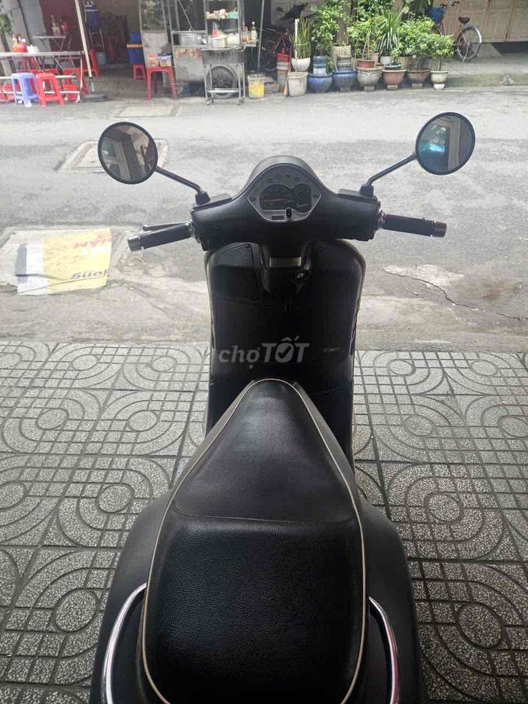 Bán xe vespa như hình bảo dưỡng định kỳ. Mua bán Xe máy tại Quận 1 Tp Hồ Chí Minh được đăng bởi Luan hình 3
