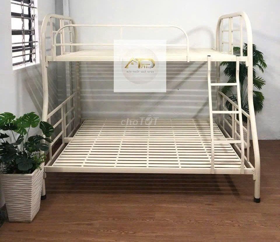 Giường Tầng\Giường Tầng/<Giường Tầng/Giường Tầng. Mua bán Giường, chăn ga gối nệm tại Quận Bình Tân Tp Hồ Chí Minh được đăng bởi Tổng Kho Nội Thất Sài Gòn hình 1