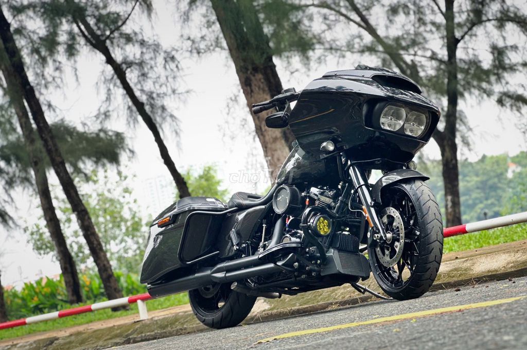 ___HARLEY Road Glide 128Ci 2021 Sp___. Mua bán Xe máy tại Quận Tân Bình Tp Hồ Chí Minh được đăng bởi Nguyễn Đình Quang Duy  hình 1