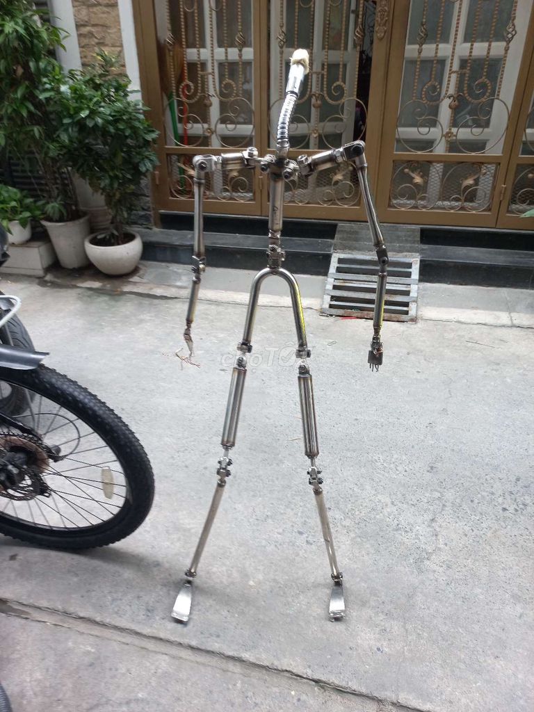 robot hình người inox 304 cao 1m2