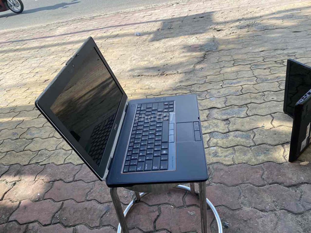 dell mỉ i3 gen 2 6g 320g mởi 95% cf audition 1tr1