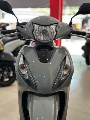 Honda Vison 2025.odd 300km.odd300km.Chính chủ.BS49. Mua bán Xe máy tại Quận 6 Tp Hồ Chí Minh được đăng bởi Cửa Hàng Xe Máy Hoà Bùi