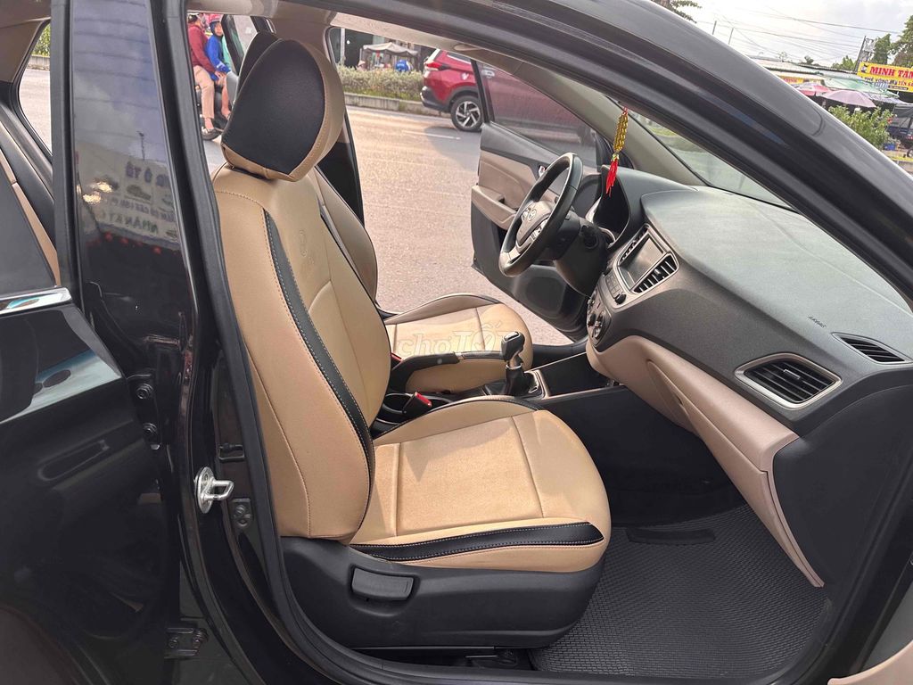 Cần bán xe Accent 1.4MT đời:12/2018 xe còn rất đẹp. Mua bán Ô tô tại Quận Cái Răng Cần Thơ được đăng bởi ÔTÔ PHÚC SƠN  TP CẦn Thơ  hình 11