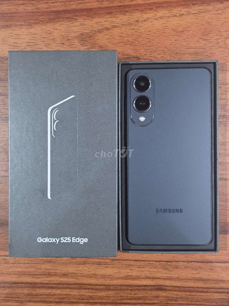 Samsung S25 Edge Đen Đã sử dụng. Mua bán Điện thoại tại Quận Thanh Khê Đà Nẵng được đăng bởi Thịnh hình 1