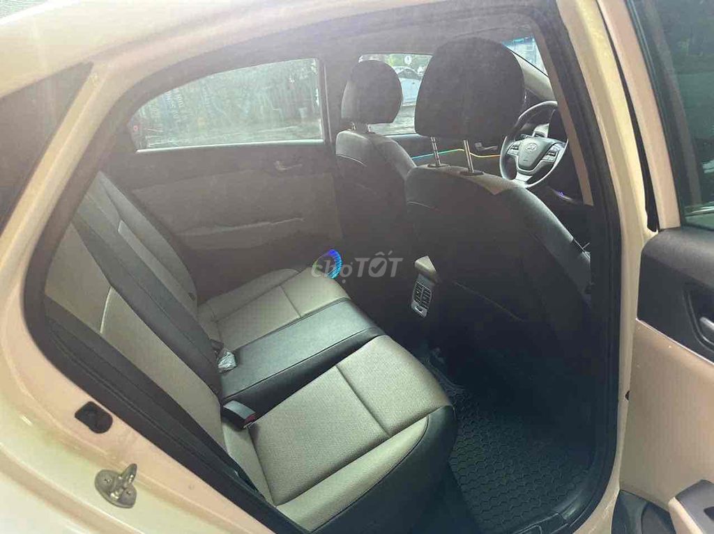 Hyundai Accent 2023 1.4 AT Đặc Biệt - 30000km. Mua bán Ô tô tại Thành phố Hưng Yên Hưng Yên được đăng bởi Thanh Quý Xe Đẹp hình 4