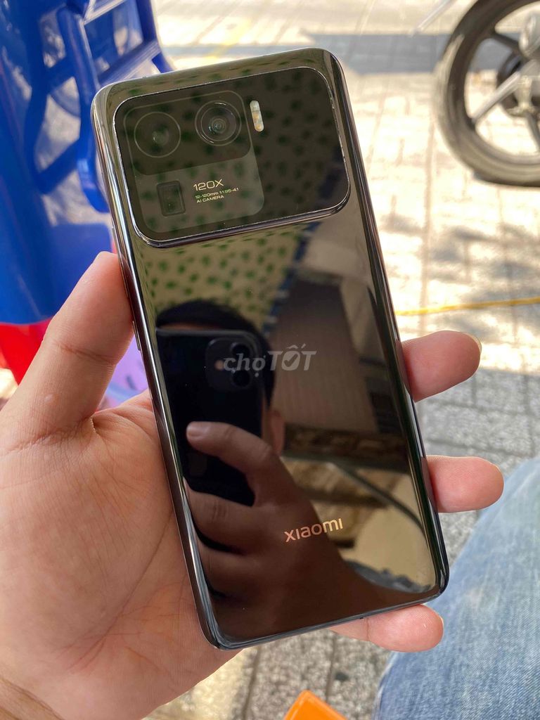 Xiaomi Mi 11 Ultra Ram 12G bộ nhớ  256GB Đen. Mua bán Điện thoại tại Thành phố Long Xuyên An Giang được đăng bởi Smartphone giá rẻ hình 1
