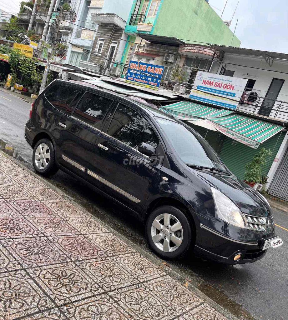 Nissan Grand livina Số tự Động 7 Chổ siu đẹp. Mua bán Ô tô tại Quận 12 Tp Hồ Chí Minh được đăng bởi Mr Gà 9x  hình 2