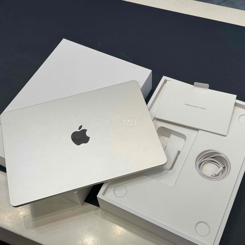 Apple Macbook Air M2 16GB/256GB Starlight QSD. Mua bán Laptop tại Quận Ninh Kiều Cần Thơ được đăng bởi Minh Phát hình 1
