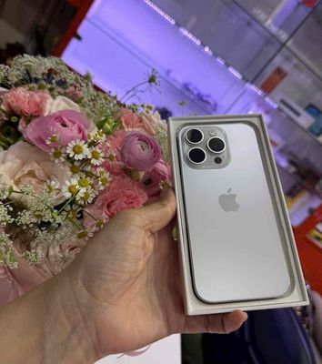 Apple iPhone 15 Pro Max 1TB Trắng