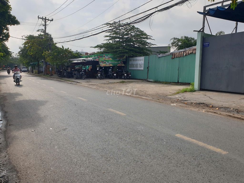 Bán nhà xưởng DT 10x50, xây full, đường nhựa 10m, gần chợ Đại Hải HMon. Mua bán văn phòng, mặt bằng kinh doanh tại Huyện Hóc Môn Tp Hồ Chí Minh được đăng bởi Nhà Đất Mặt Tiền hình 2
