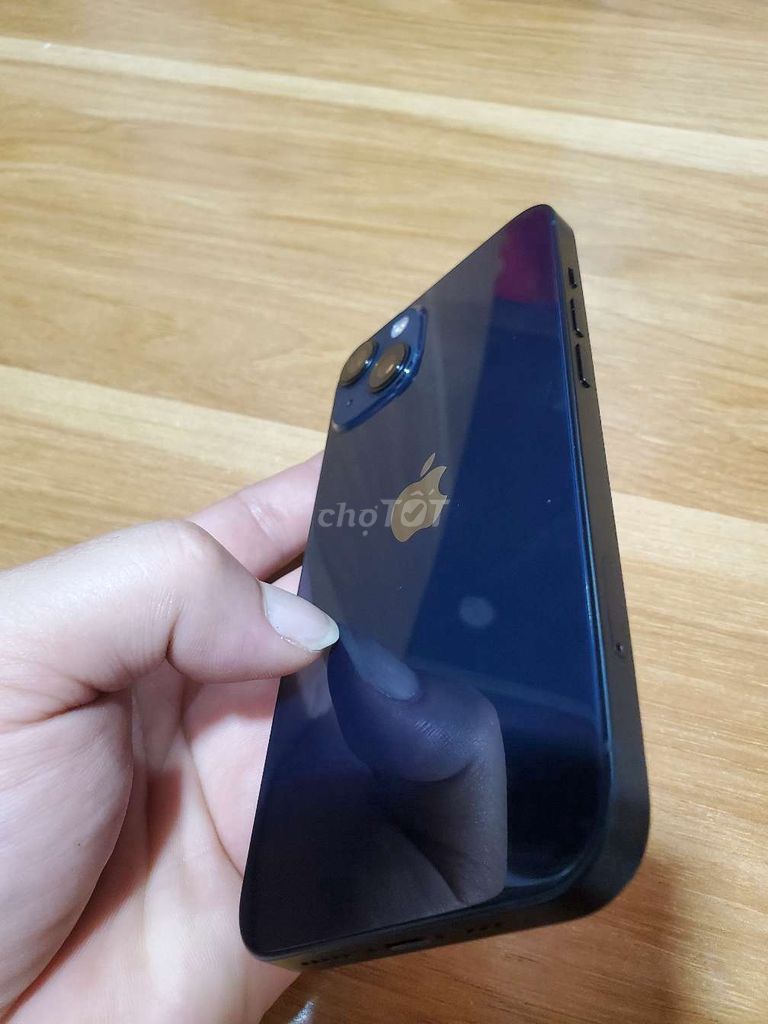 Apple iPhone 13 Xanh. Mua bán Điện thoại tại Quận Bắc Từ Liêm Hà Nội được đăng bởi Huy Hung hình 1