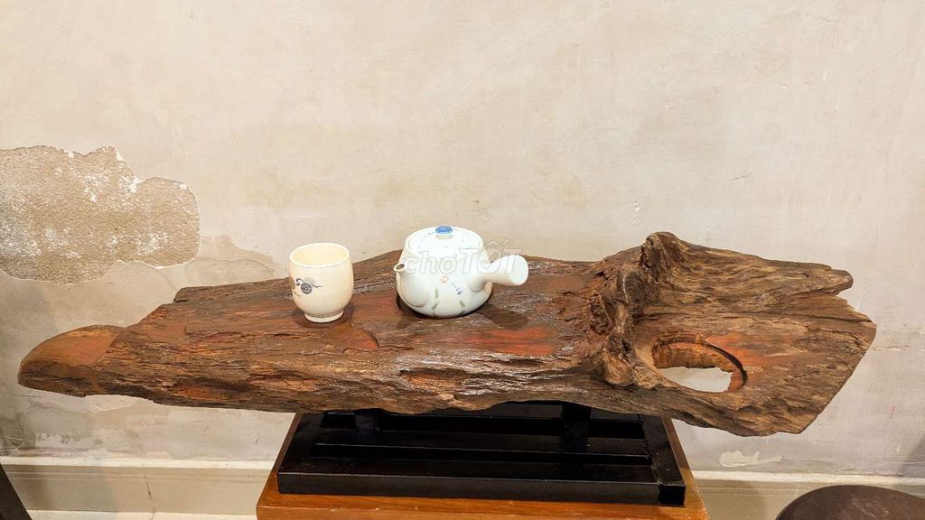 Lũa gỗ bonsai, bàn trà đạo gắn chân sắt, đã phủ PU