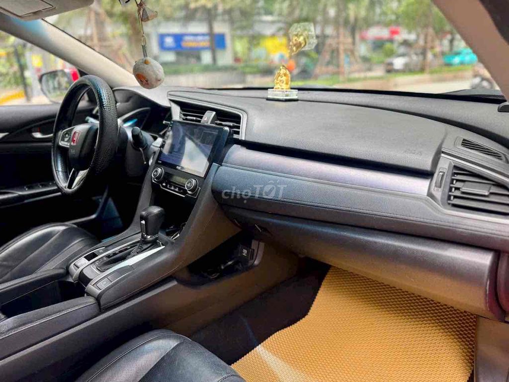 Honda Civic 2018 1.8 E - 160000 km. Mua bán Ô tô tại Quận Bình Thạnh Tp Hồ Chí Minh được đăng bởi Trọng Vũ hình 6