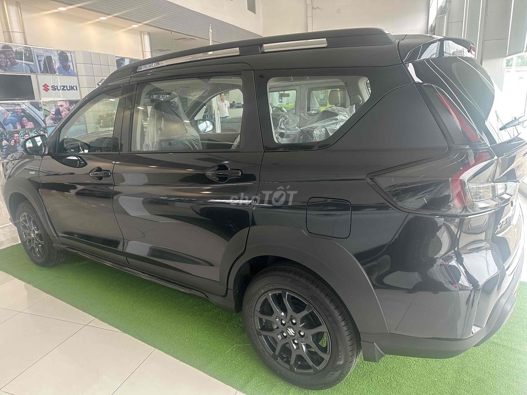 Suzuki XL7 Đen phiên bản đặc biệt ưu đãi khủng. Mua bán Ô tô tại Huyện Bình Chánh Tp Hồ Chí Minh được đăng bởi Sơn 2 hình 6