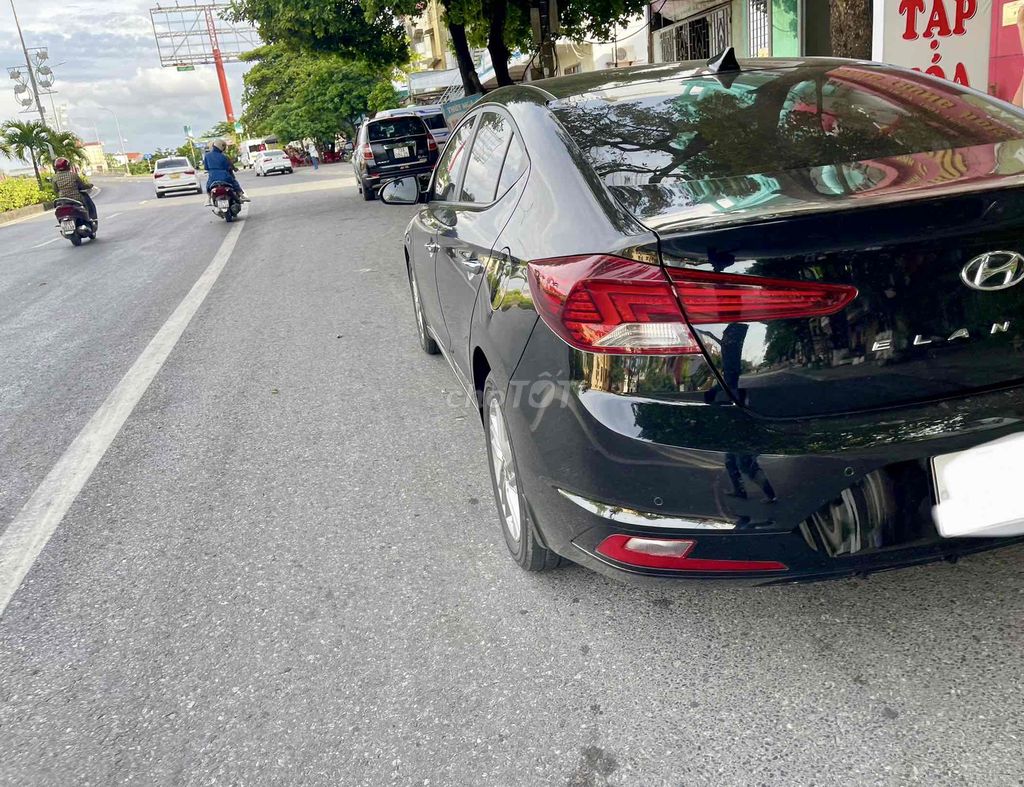 Hyundai Elantra 2021 1.6 AT - 64000 km. Mua bán Ô tô tại Thành phố Đông Hà Quảng Trị được đăng bởi liêm hình 6