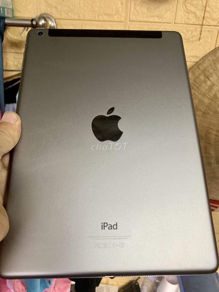 Bán iPad Airr 1 4G wifi 16GB zin Đẹp. Mua bán Máy tính bảng tại Quận 6 Tp Hồ Chí Minh được đăng bởi Thanh hình 4