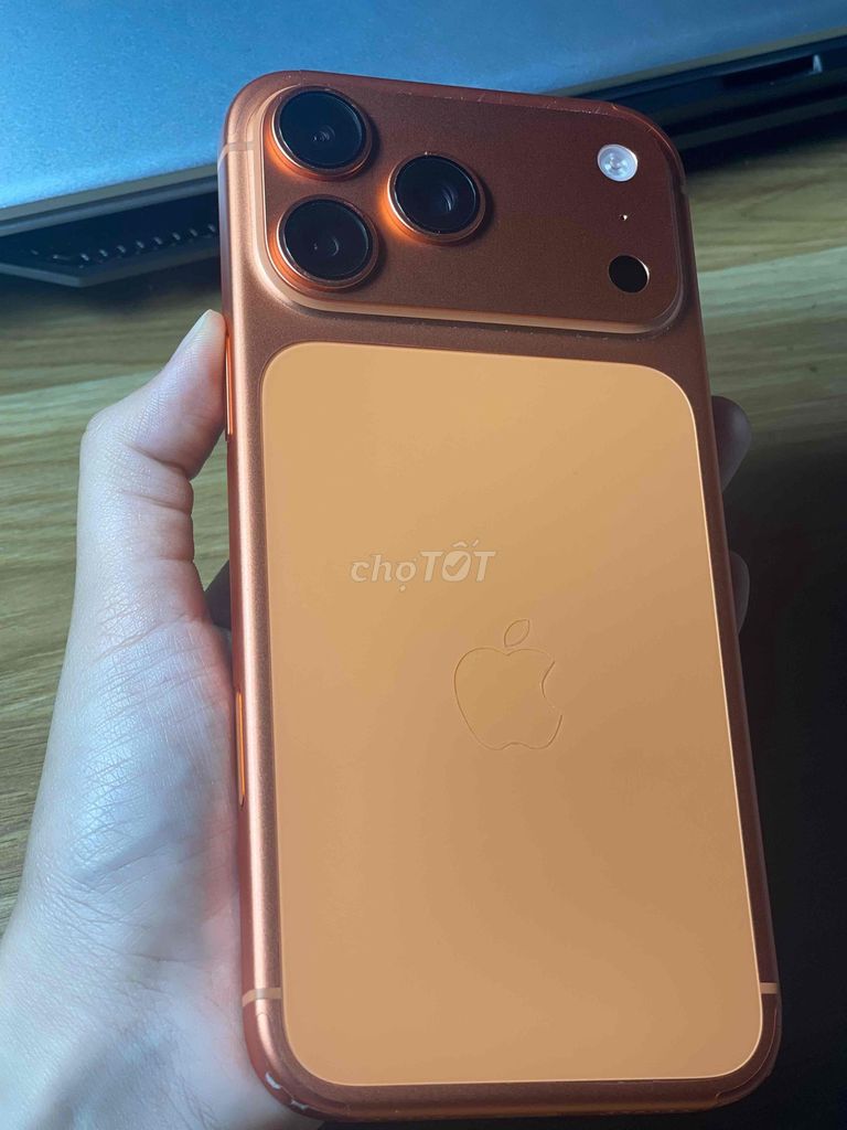 IPHONE 17 PROMAX LOCK Eid. Mua bán Điện thoại tại Quận Sơn Trà Đà Nẵng được đăng bởi Mina nguyễn hình 1