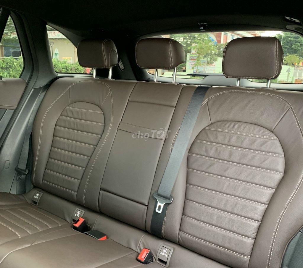 GLC 200 model 2020 cực kỳ mới ít sử dụng chuẩn chỉ. Mua bán Ô tô tại Quận 1 Tp Hồ Chí Minh được đăng bởi Hoàng Pháp hình 5